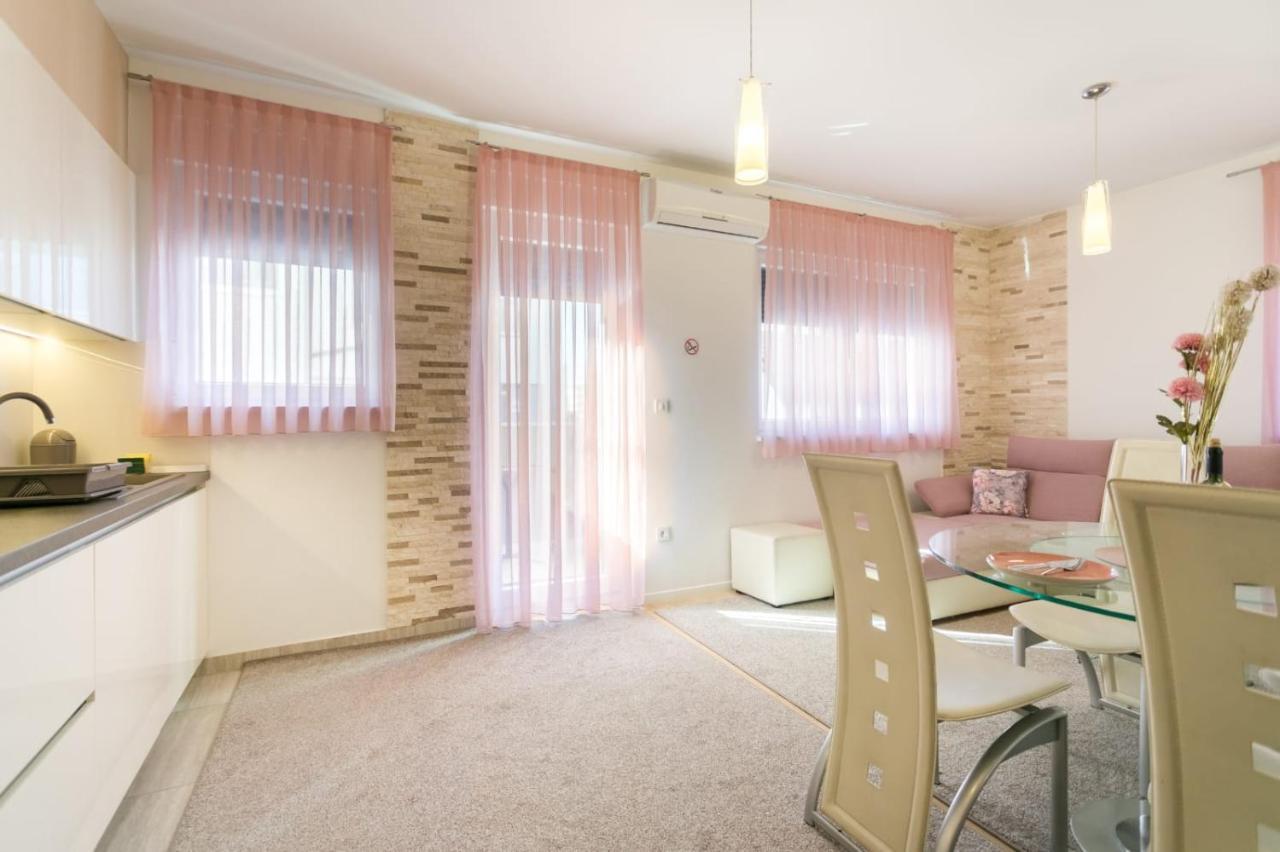 Apartment Sara - Free Parking For 2 Cars ซาเกร็บ ภายนอก รูปภาพ